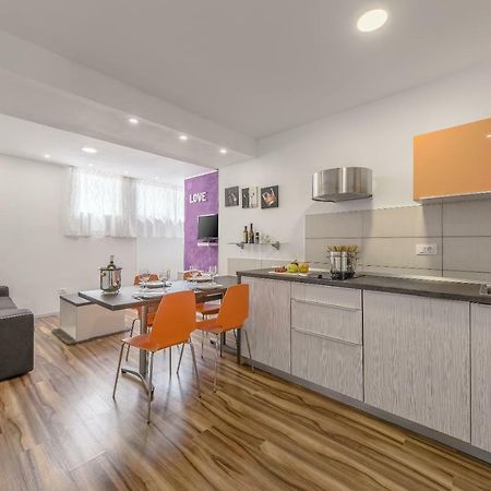 Apartment Eva- Modern Central Place Póla Kültér fotó