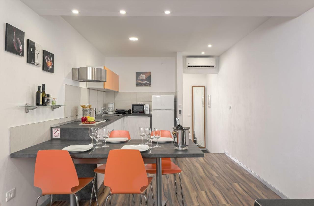 Apartment Eva- Modern Central Place Póla Kültér fotó